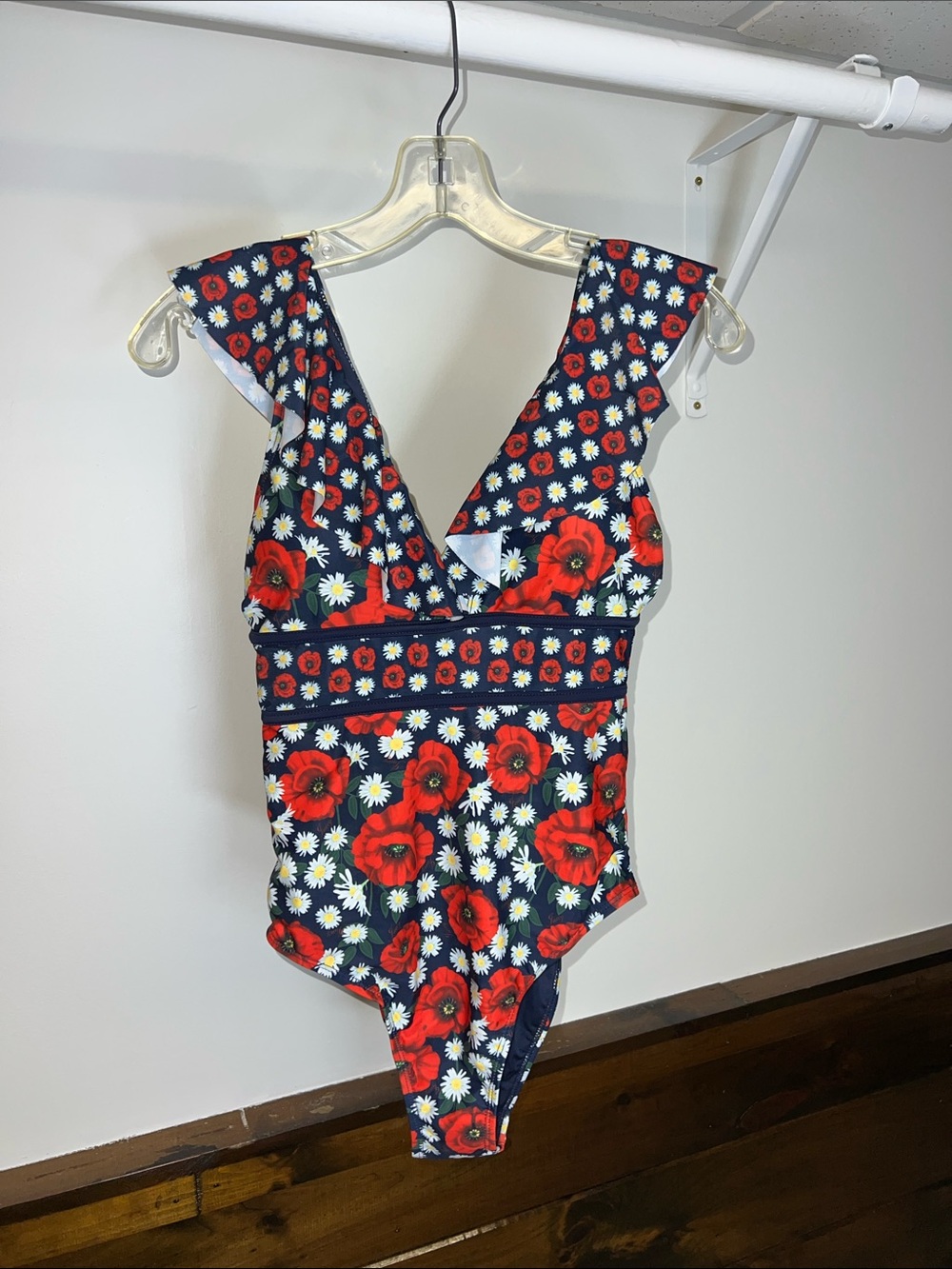 Juicy Couture‎ Navy & Red Floral Ruffle One Piece Bathing Suit- M